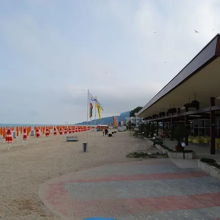 Gergana - Ultra Hotel