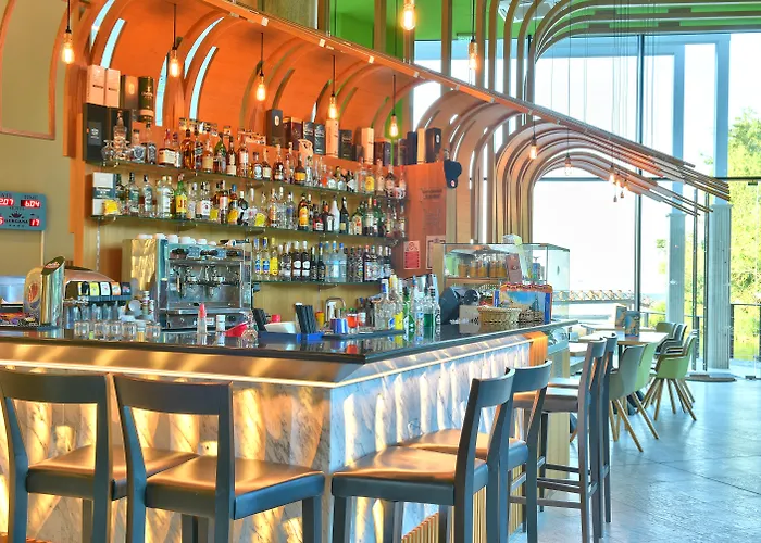 Gergana فندق البينا